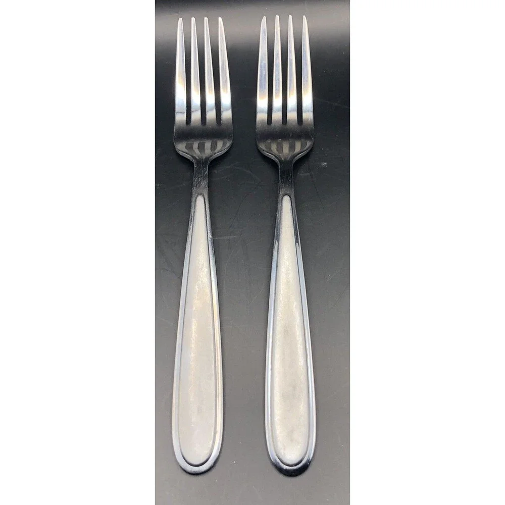 Oneida Stainless Satin Finish Flatware SJ-13 Set Of 2 Dinner Forks